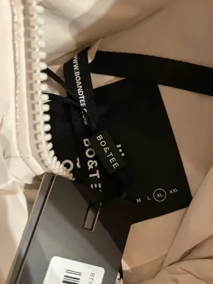 Kurtka/Płaszcz Bo+Tee