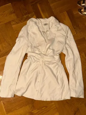 Sukienka House of CB