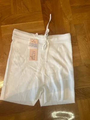 Spodnie/Spodenki Oh Polly