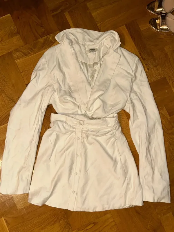 Produkt Sukienka House of CB Zdjęcie